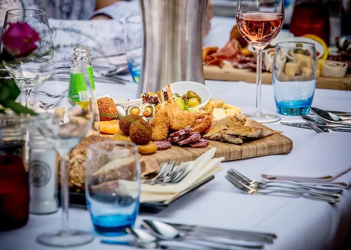 De Volksabdij Hotel Ossendrecht